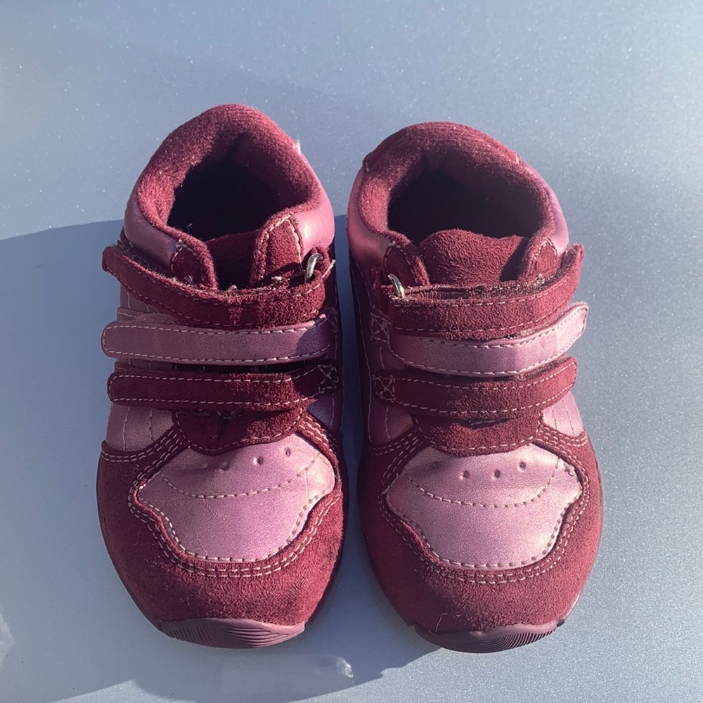 Toddler girls Carters shoes! Gently worn